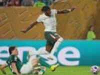 Transfer latest: Arsenal open Madueke talks with Chelsea, Everton sign £27m striker Barry